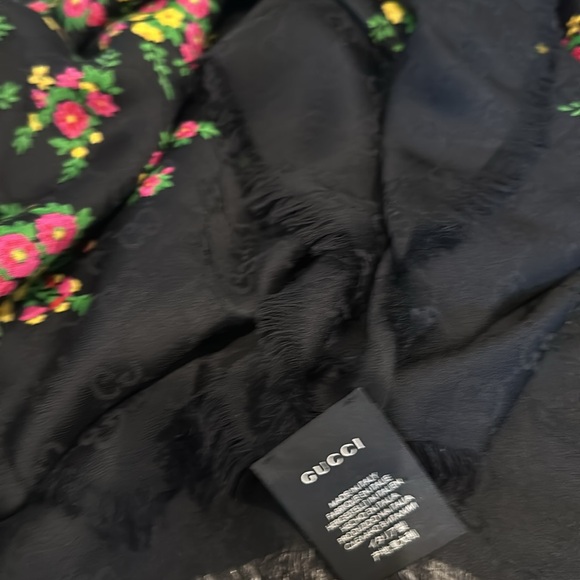 Authentic Gucci Scarf - Picture 2 of 5